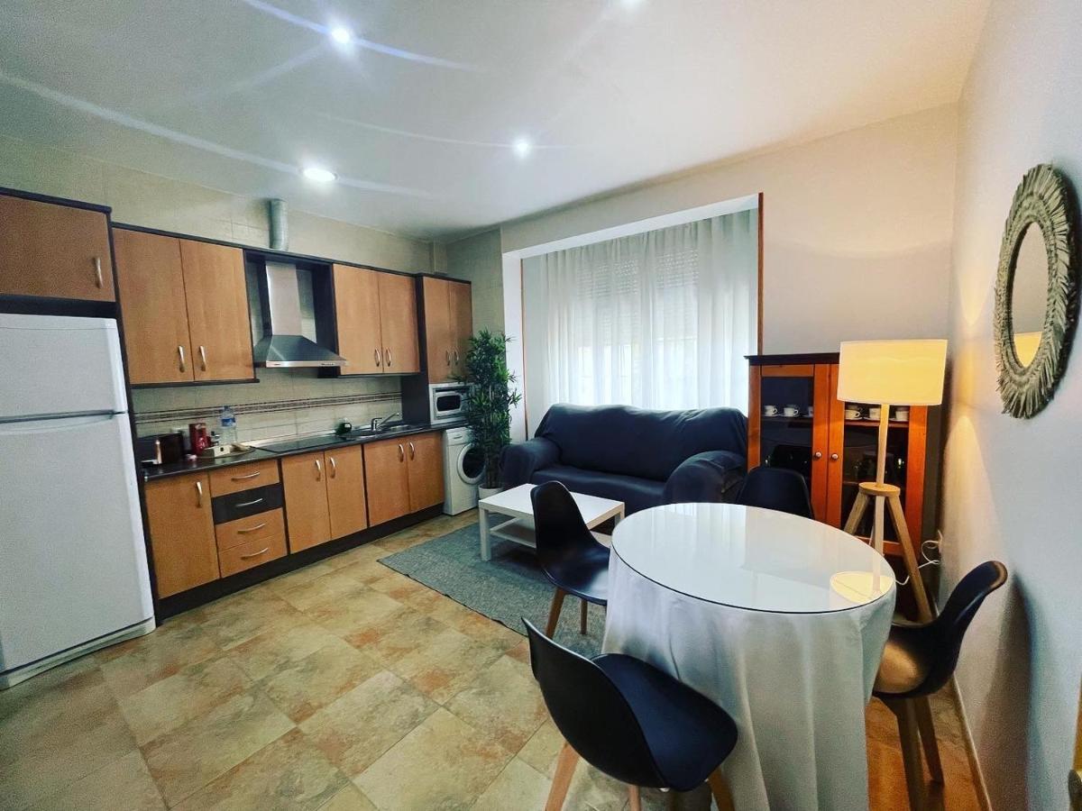 Apartamentos Pondos Linares  Eksteriør bilde