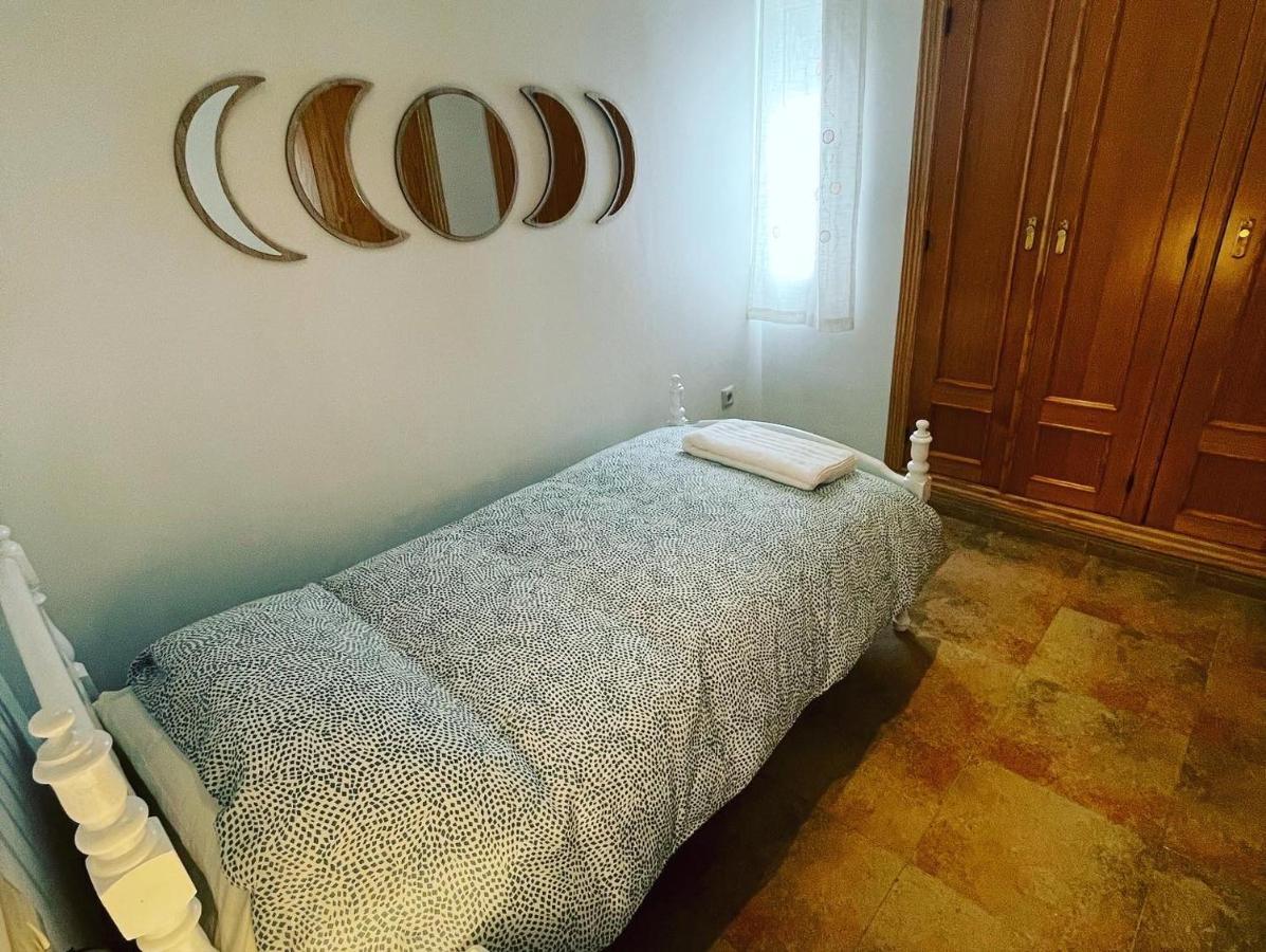 Apartamentos Pondos Linares  Eksteriør bilde